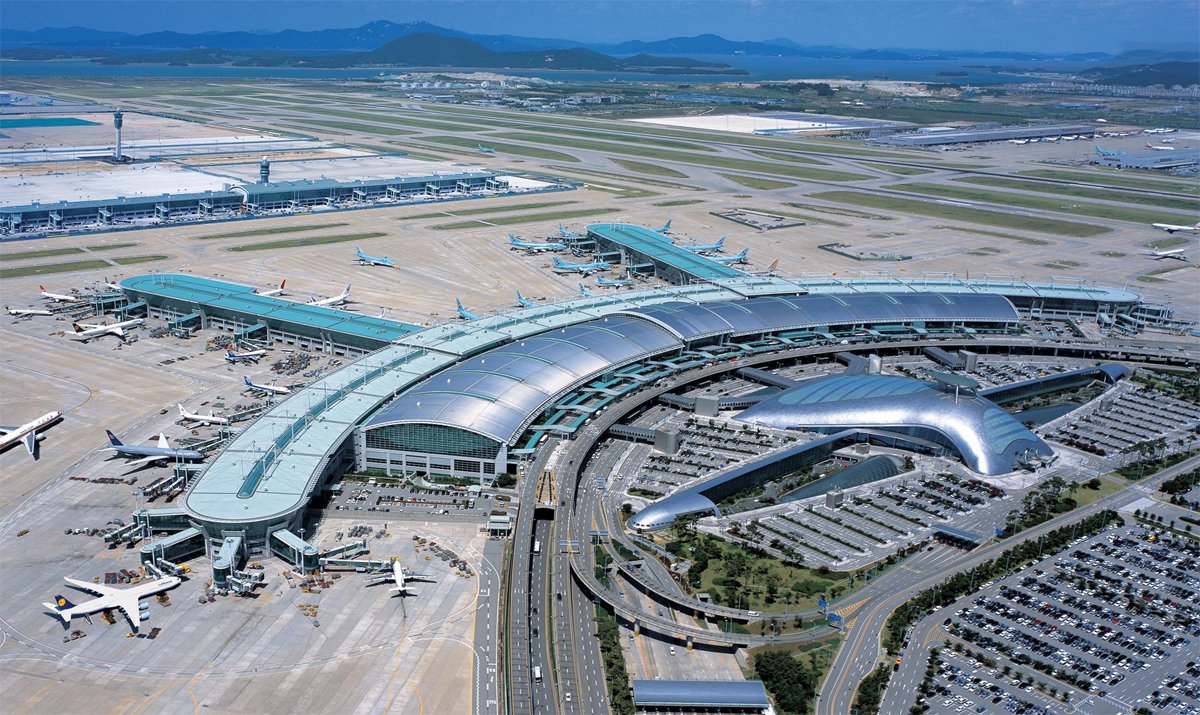 Aerial view of Incheon International Airport terminals and runways